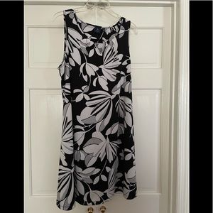 Kaari Blue black and white sleeveless dress